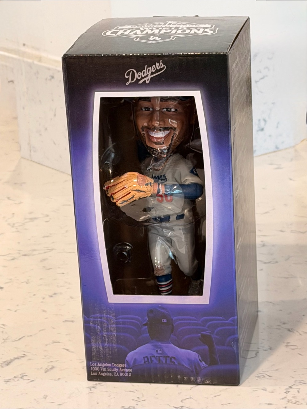 2026 Dodgers Collectible Bobblehead - MOOKIE BETTS - game 7 double play